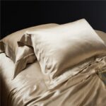25 Momme 100% Mulberry Silk Pillowcase (Set of 2) - Image 3